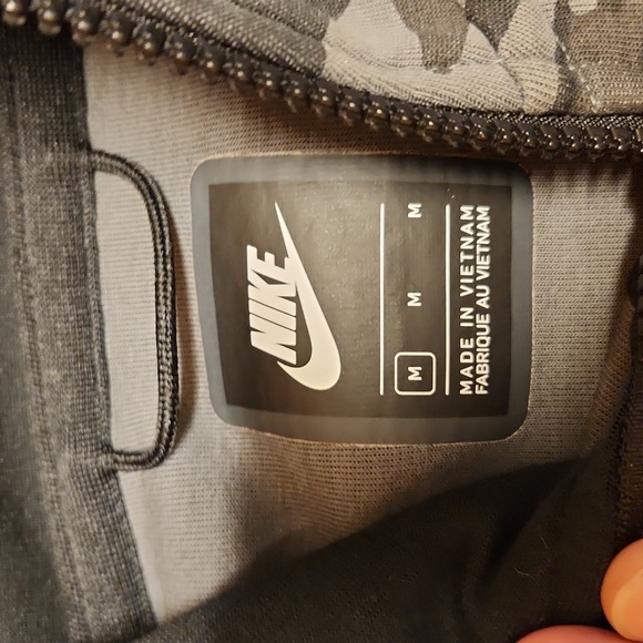 Nike Tech Camo Full Zip Sweater - Picture 6 of 8